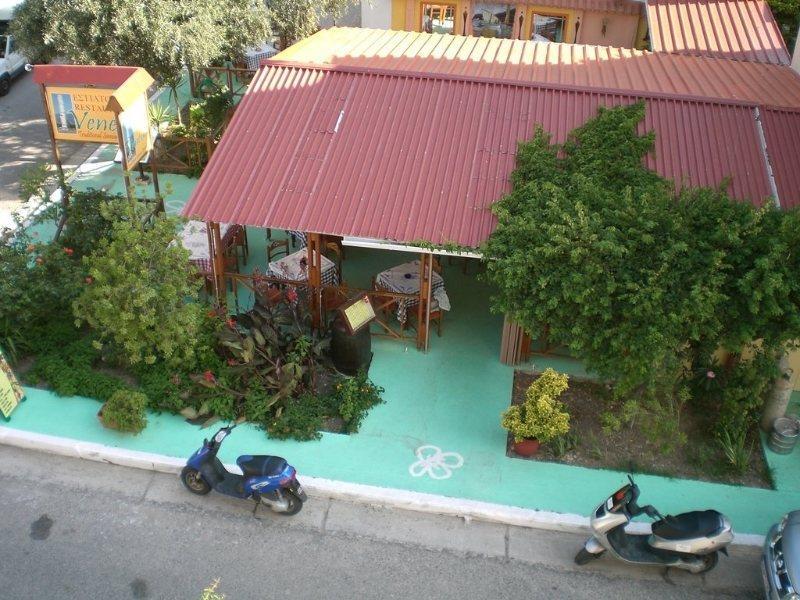 Hotel Venetia Ireo  Exterior photo